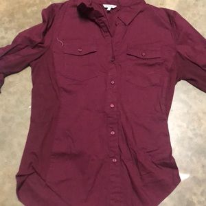 Quarter sleeve button down